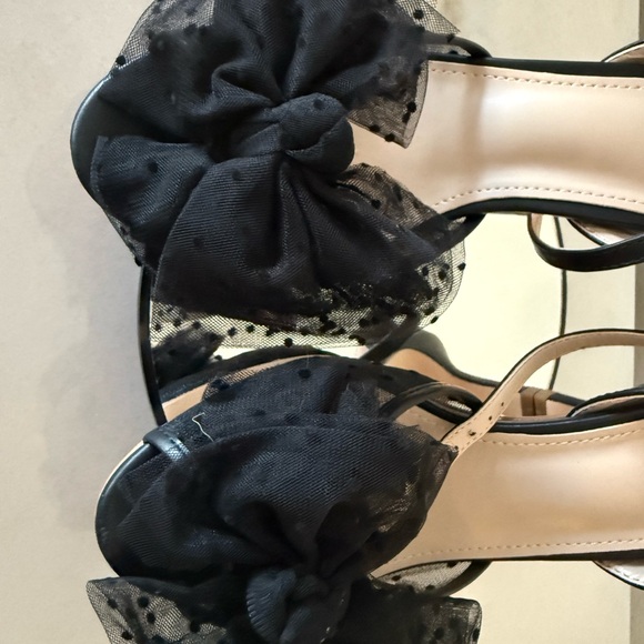 Elegant Black Women's Shoes with Bow Detail - Picture 6 of 12